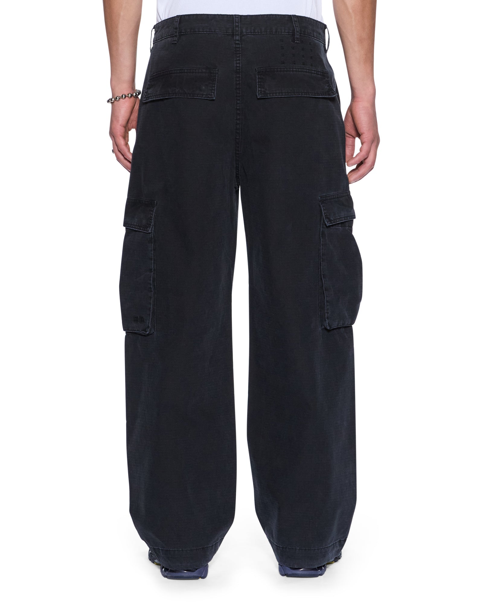 MENS  MAXX FUGITIVE CARGO WORN BLACK OVERSIZED PANTS