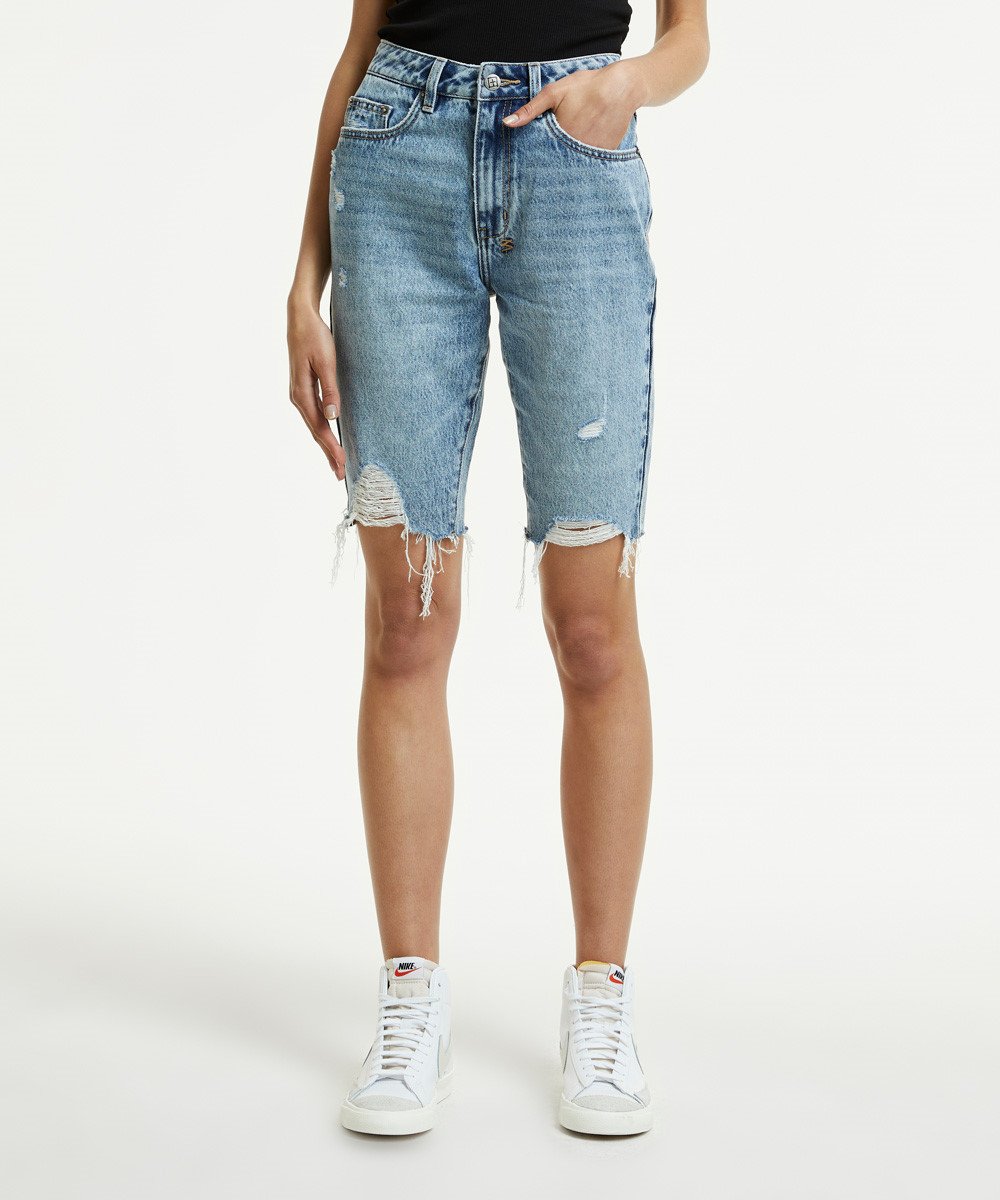 WOMENS APP LAYE VIBEZ RUINS WALKSHORTS