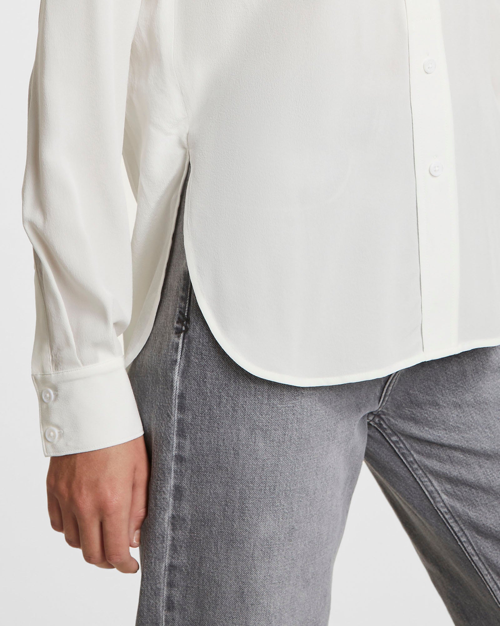 WOMENS  XZIBIT SHIRT WHITE RELAXED SHIRTS