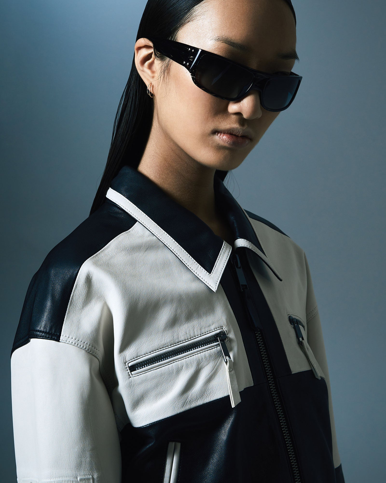 WOMENS  EMBLEM BOXY BIKER BLACK/WHITE BOXY JACKETS