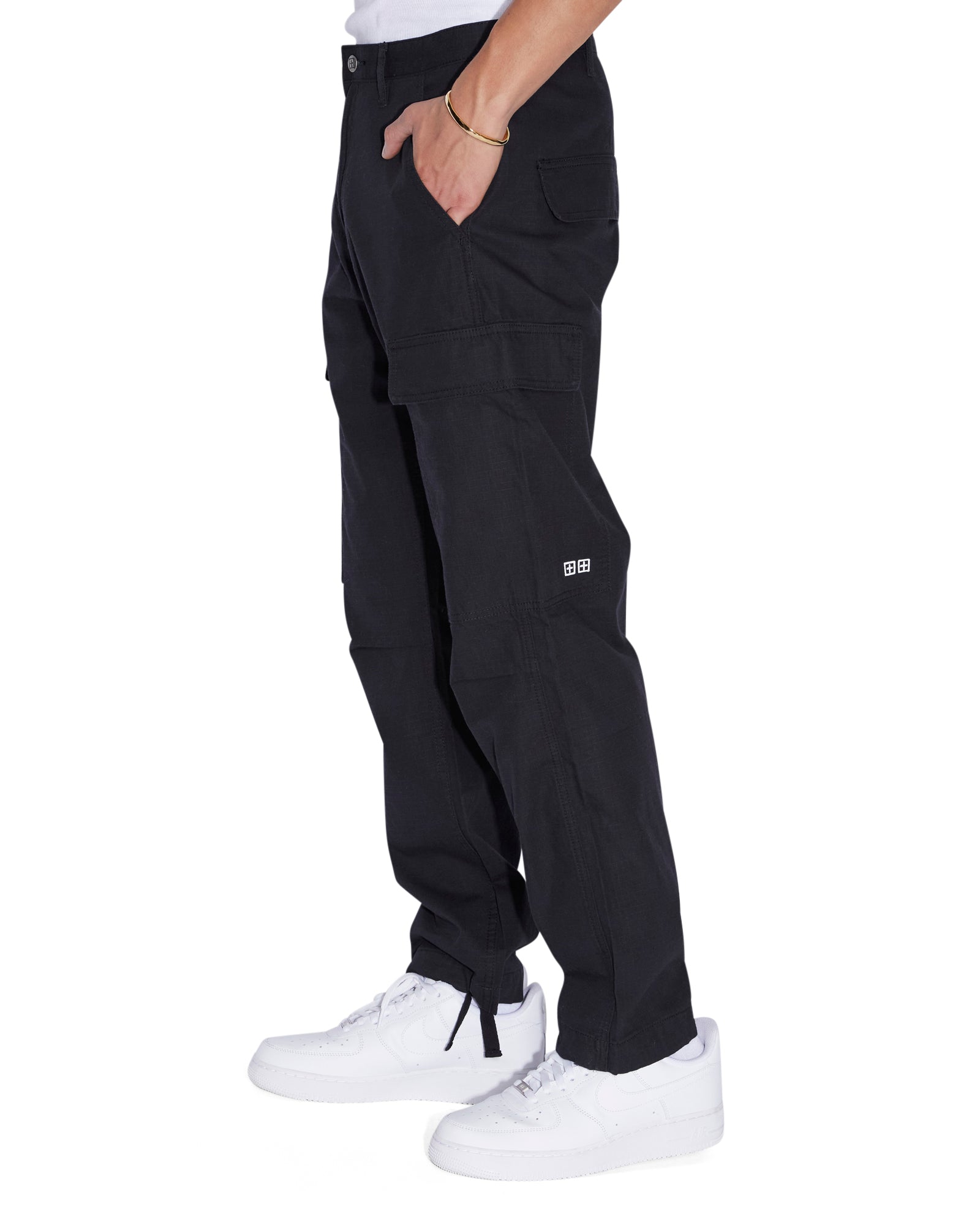MENS FUGITIVE CARGO PANT BLACK STRAIGHT PANTS