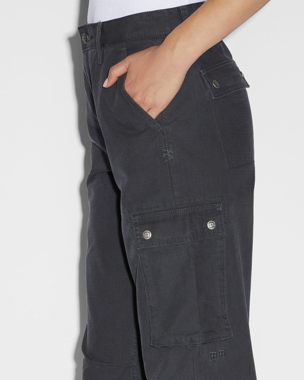WOMENS SQUAD CARGO CHARCOAL PANTS