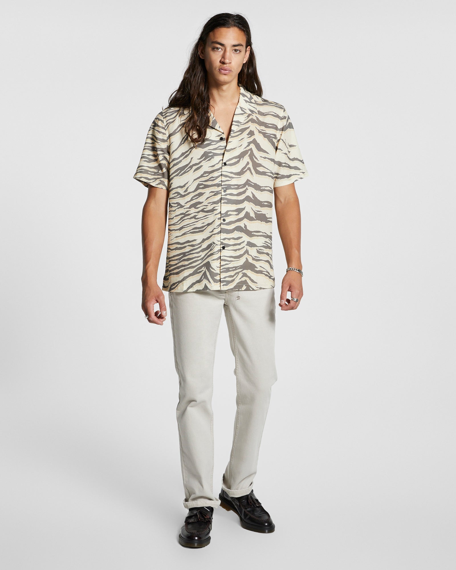 MENS  TIGERRR RESORT SS SHIRT MULTI REGULAR SHIRTS