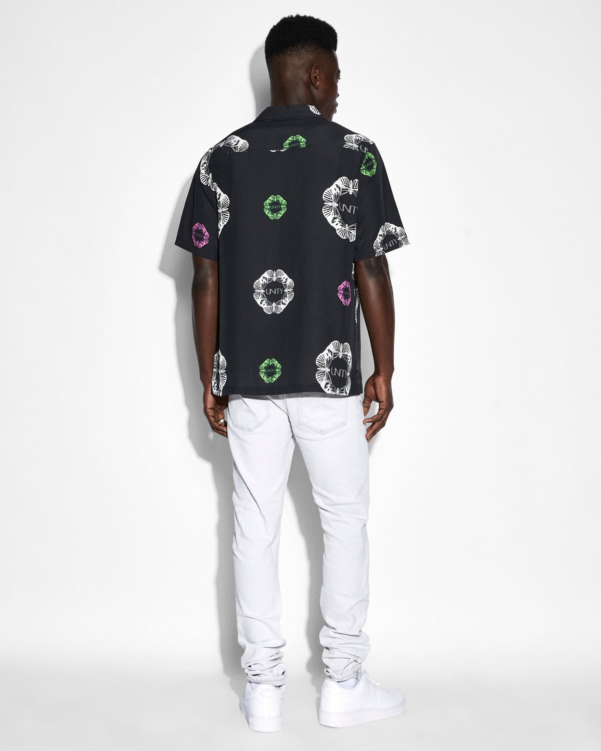 Mens Unityfly Resort Ss Shirt Black Regular Shirts - Black