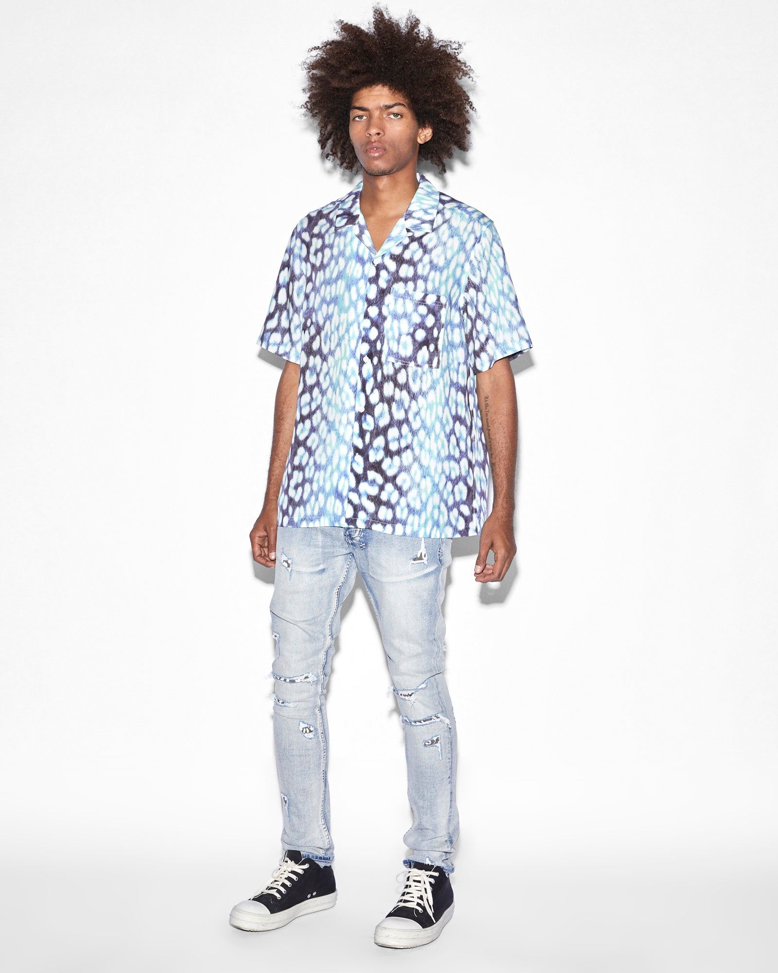 MENS  ULTRA LEO RESORT SS SHIRT MULTI REGULAR SHIRTS