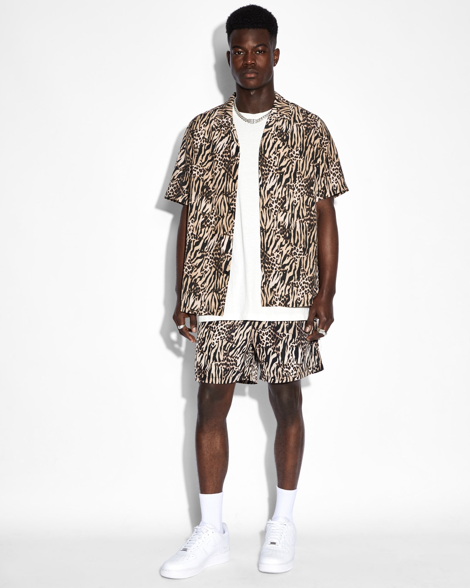 MENS  ZOO RESORT SS SHIRT MULTI REGULAR SHIRTS