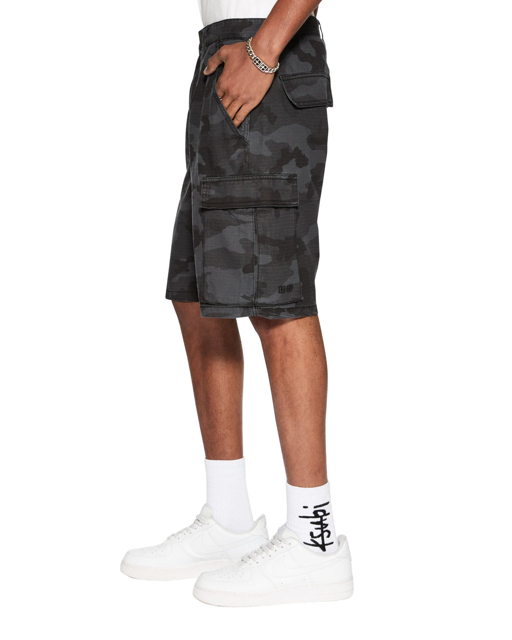 Mens Fugitive Cargo Short Black Camo Relaxed Walkshorts - Black