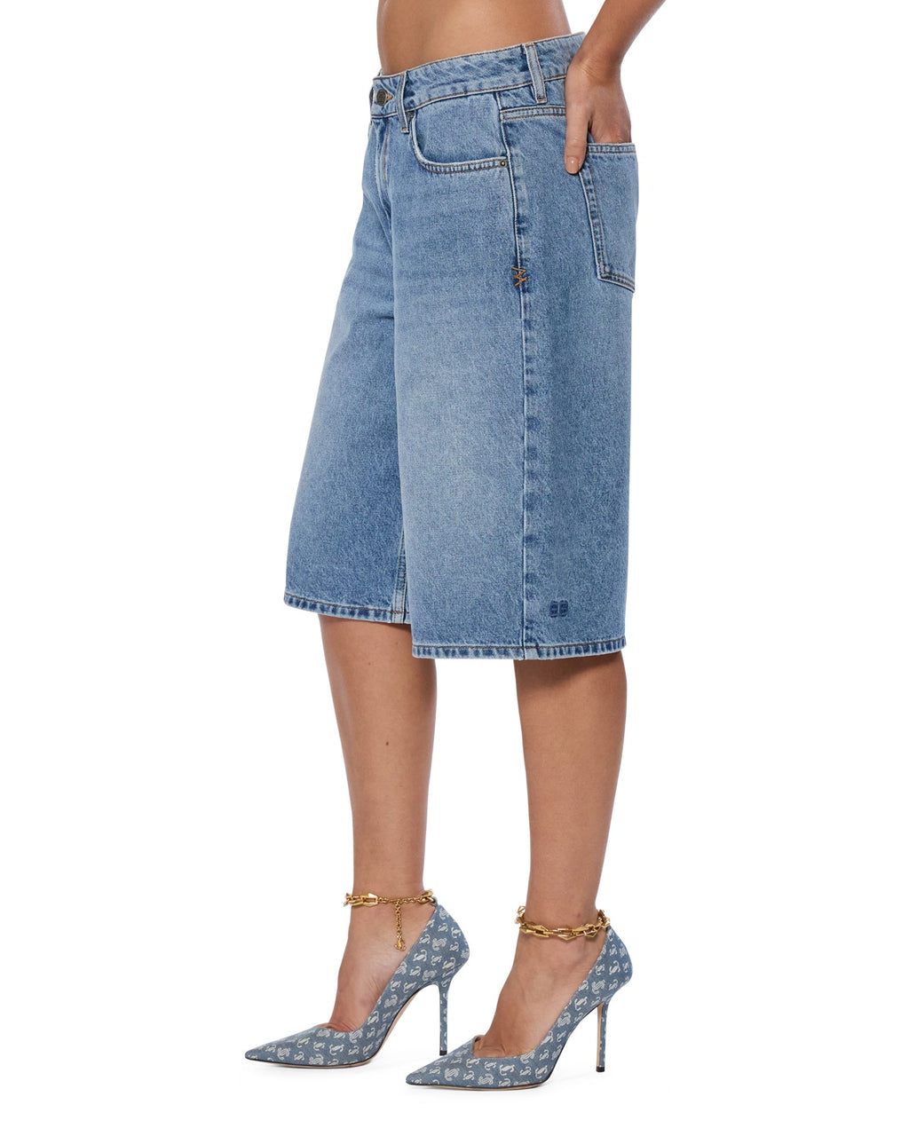 Womens Low Rider Short Swept Baggy Walkshorts - Denim