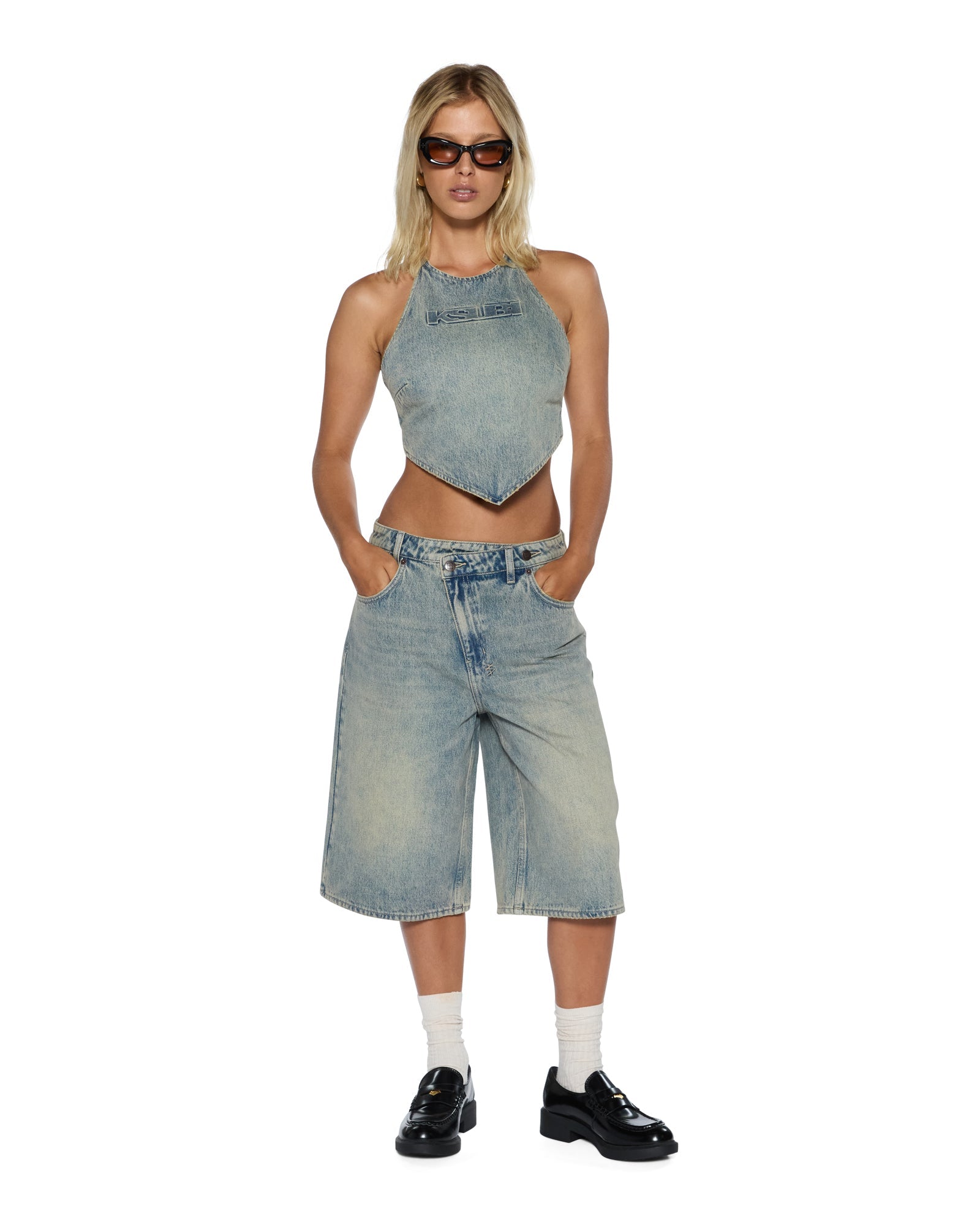 WOMENS LOW RIDER SHORT FOLK RELAXED WALKSHORTS