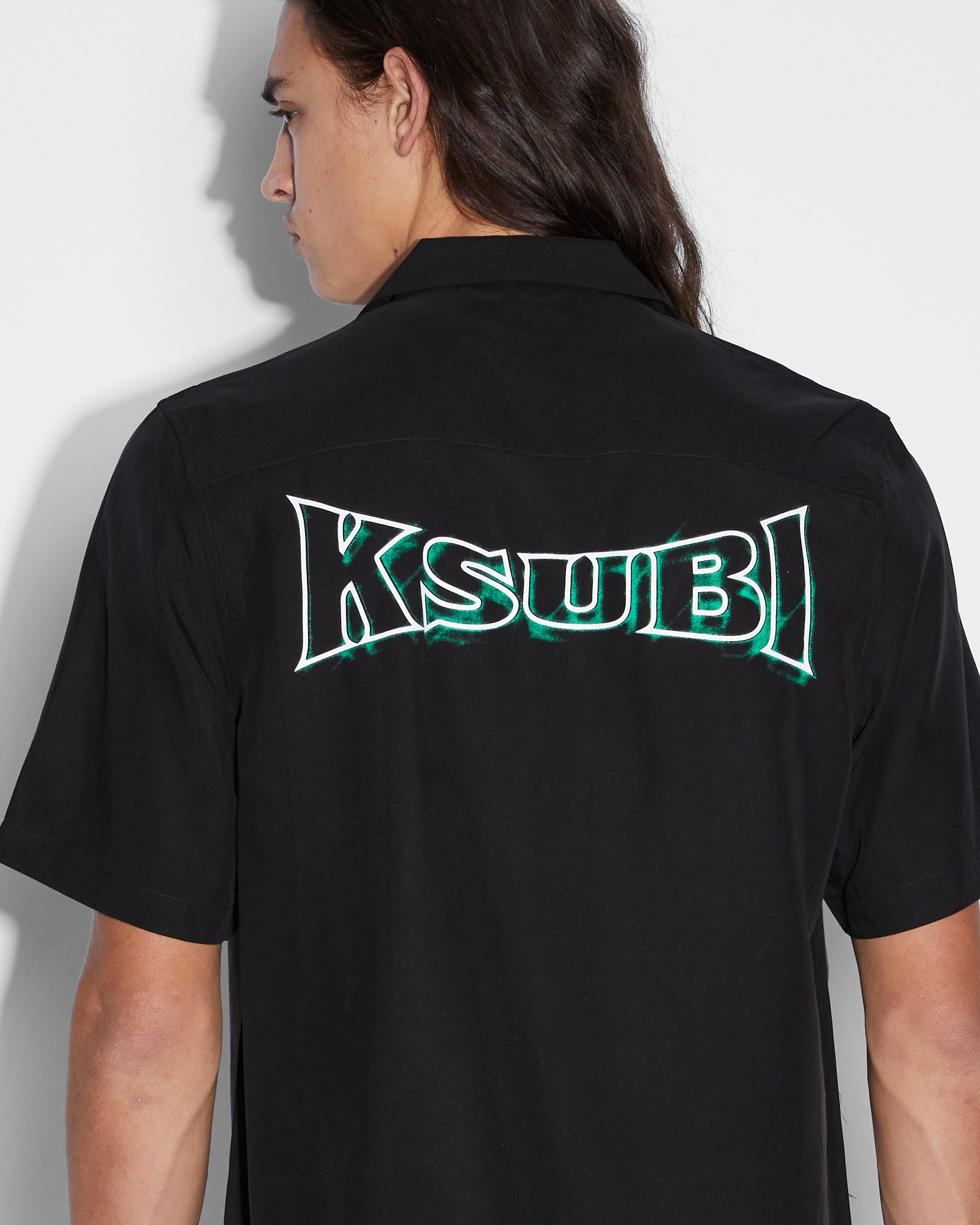 NEON RESORT SS SHIRT BLACK