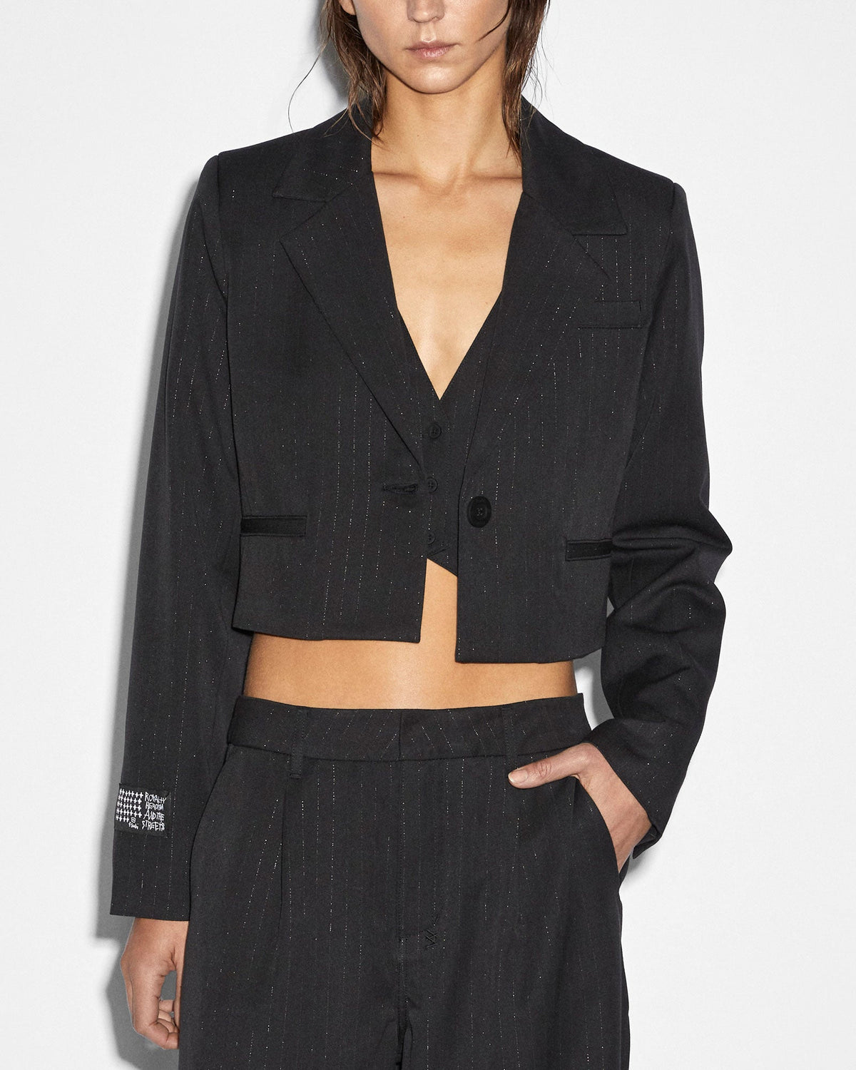 LONDON CROP BLAZER PINSTRIPE