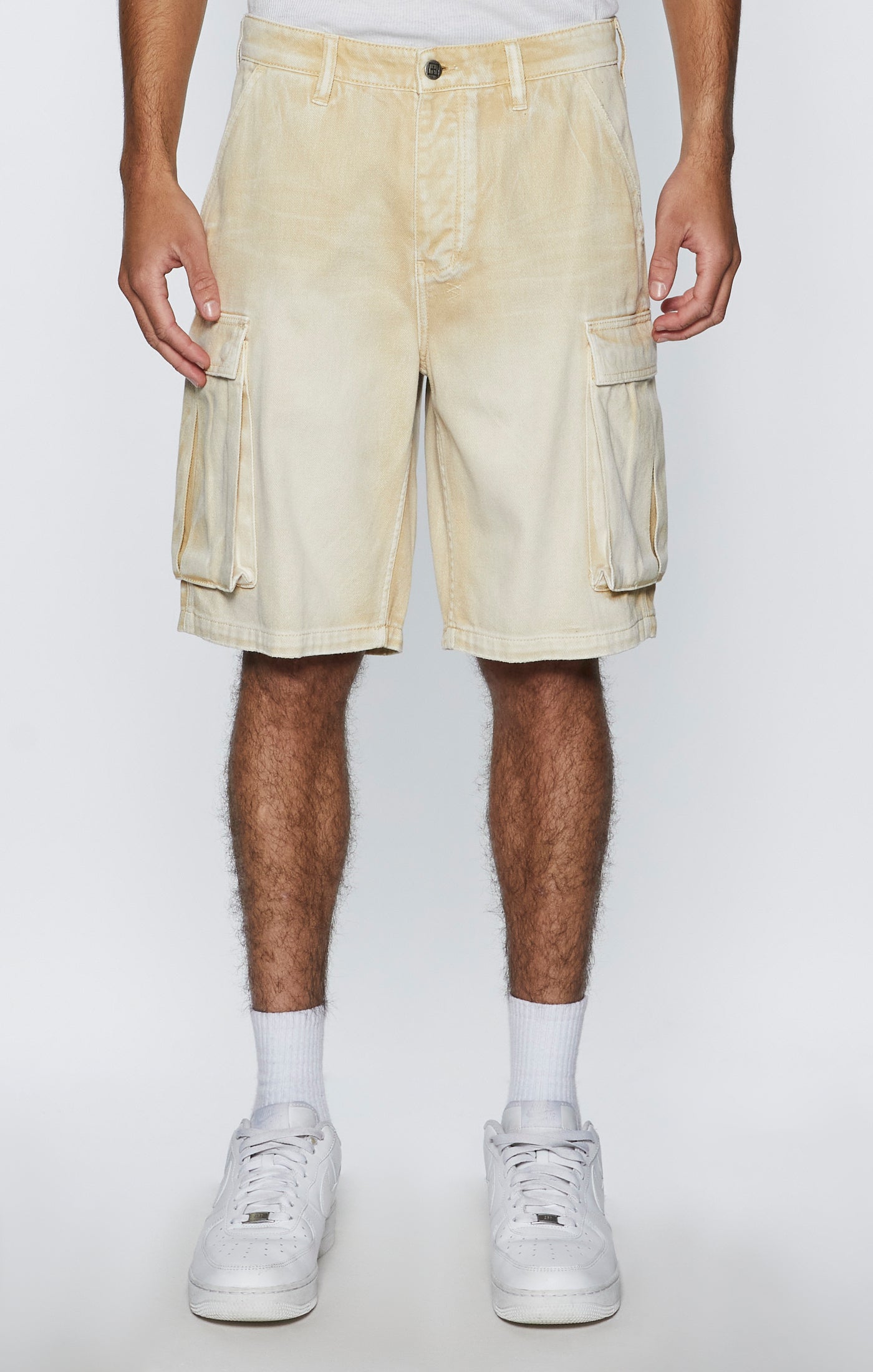 MENS  FUGITIVE CARGO SHORT SAND RELAXED WALKSHORTS