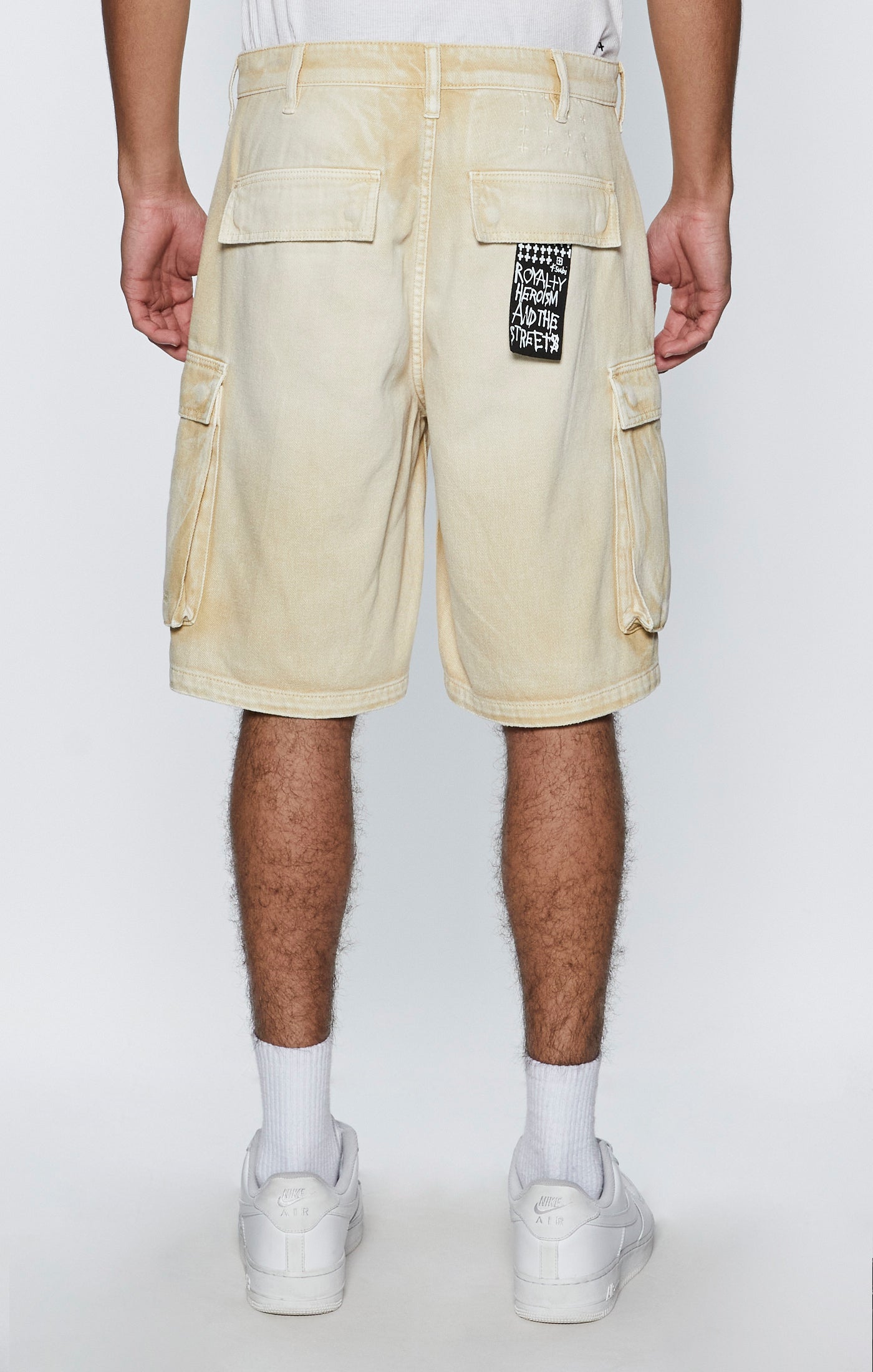 MENS  FUGITIVE CARGO SHORT SAND RELAXED WALKSHORTS