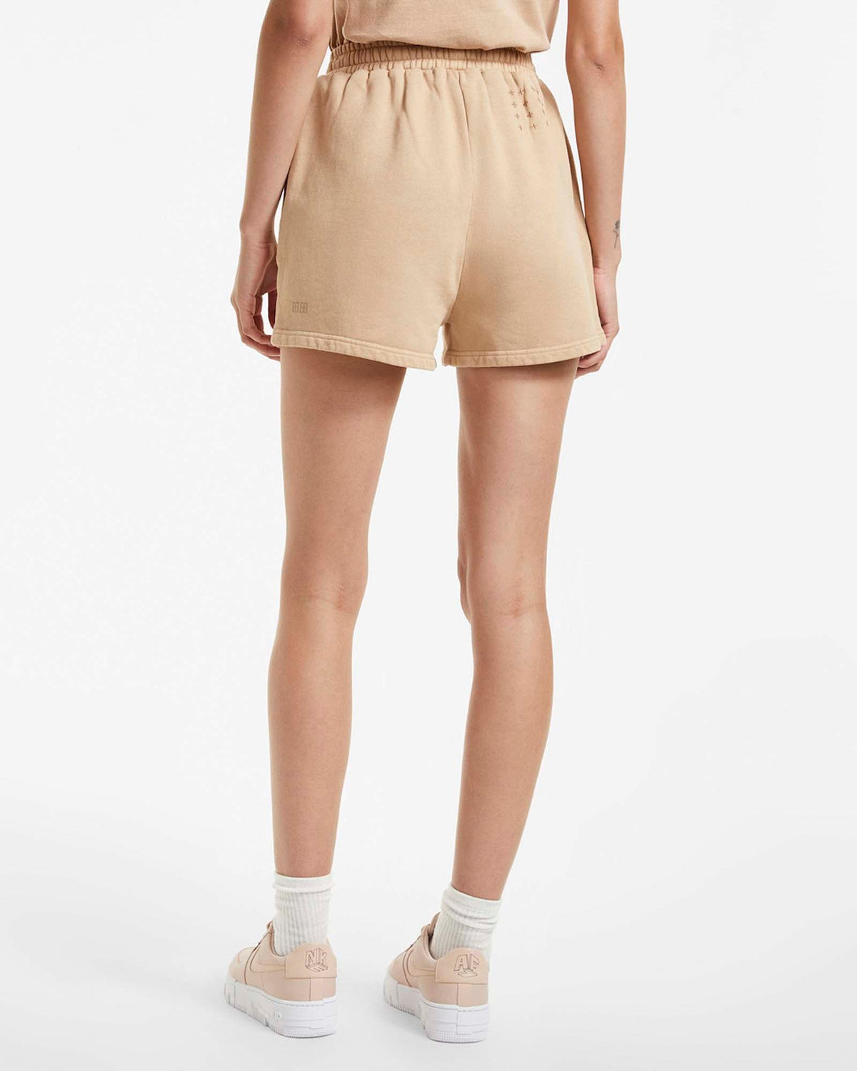 WOMENS 3 X 4 TRAK SHORT LATTE WALKSHORTS
